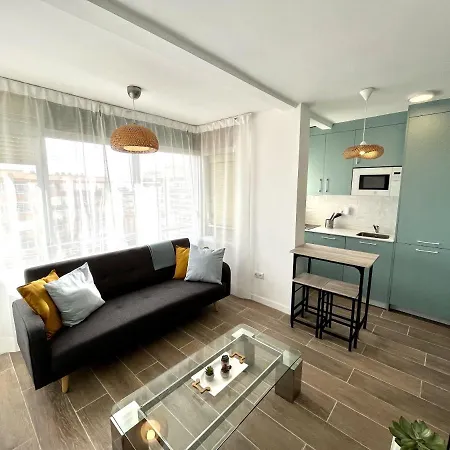 Apartment Tar11d: Sea View With Smart Tv In Center